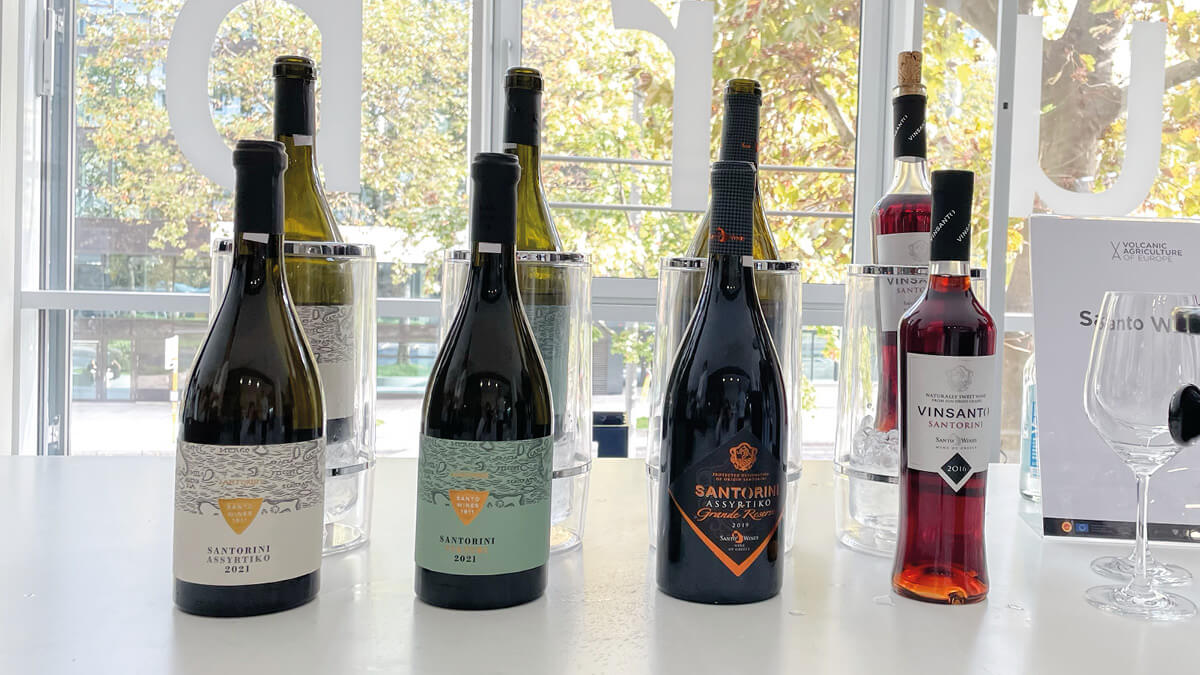 Santorini Wines des Weinguts Santos.